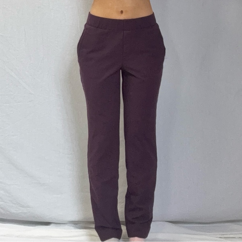 Women's Stretch Straight-Leg Pants in Deep Plum